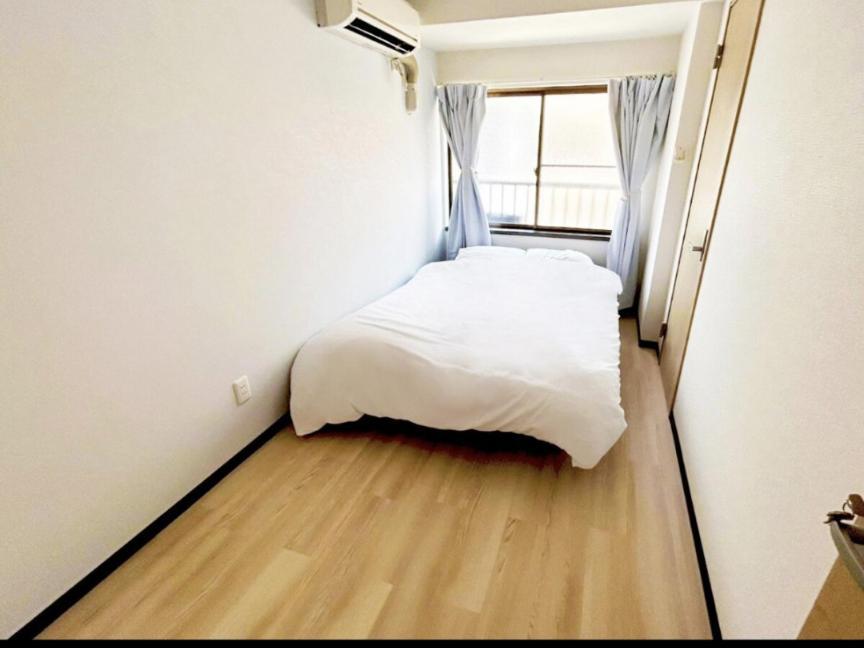 Malk House Apartamento Osaca Exterior foto